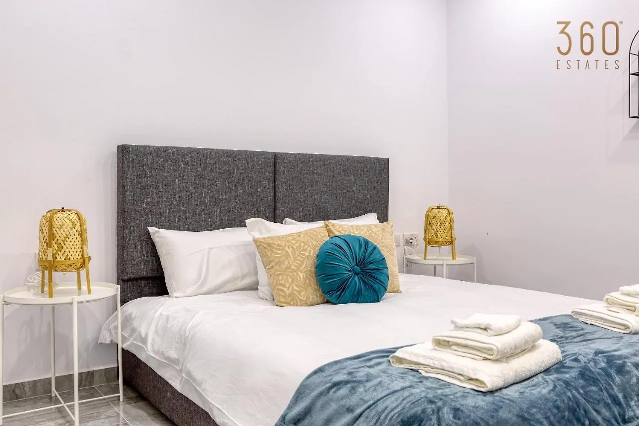 Apartment Luxury, One Of A Kind Home, In Sliema Ferries & Ac By 360 Estates Malta
